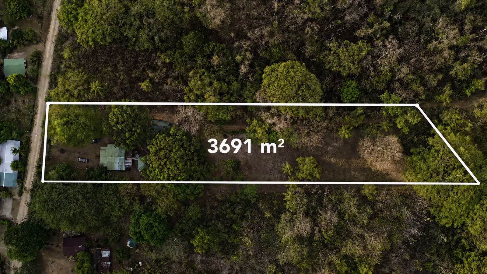Beautiful 3,691 m² Lot with Home Near Nicoya Beaches